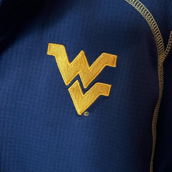 Mens M Nike West Virginia WVU quarter zip. In great condition! - Picture 2 of 7